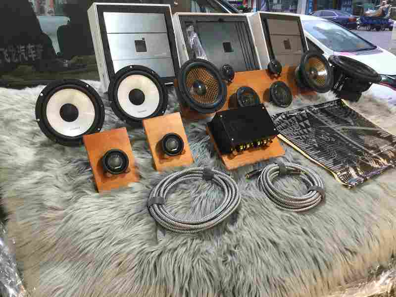 佛山飞龙汽车影音本田奥德赛改装全套黄金声学汽车音响，更动人更纯粹